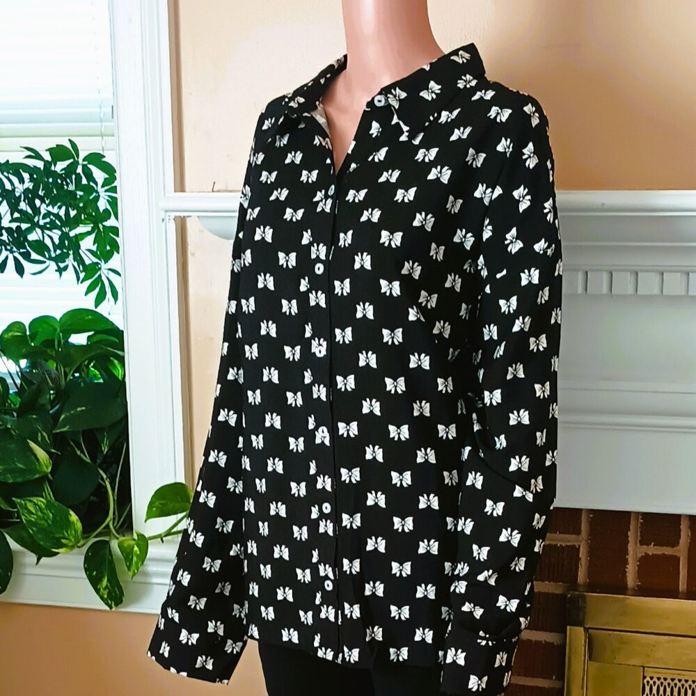 Black & White Button Up Bow Blouse 1XL Long Sleeve Stretch Top
